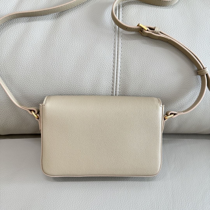 Bv*b*rry satchel bags